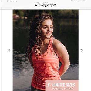 ZYIA Coral Havana Tank